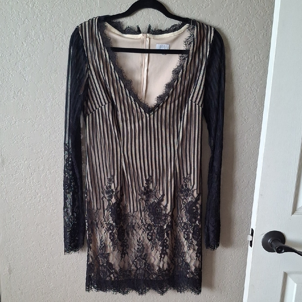 Black and Cream Lace Dress